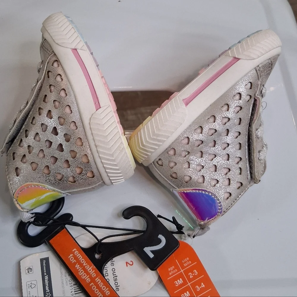Wonder Works Stylish Silver High Top Baby Sneakers Size 2